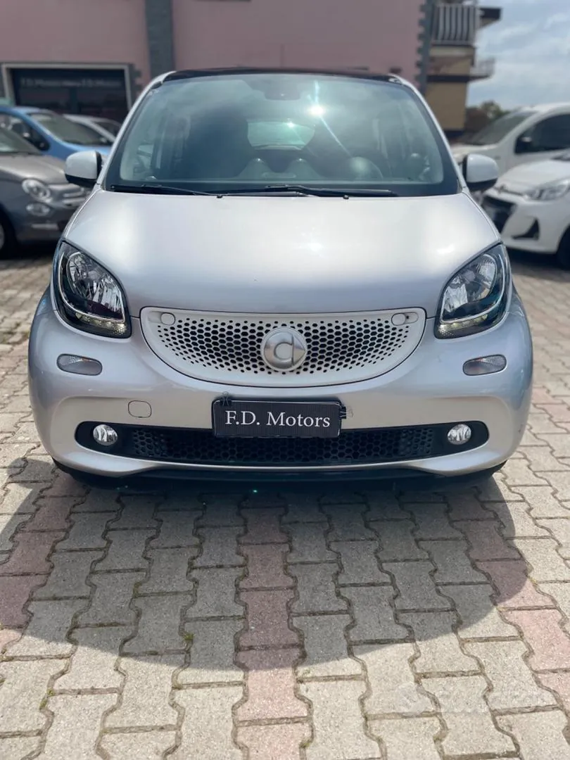 Smart Forfour 2017 photo 3