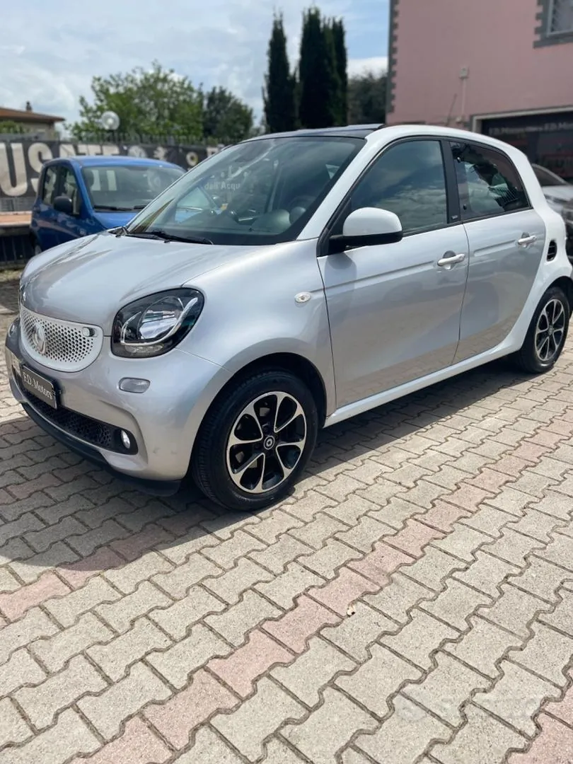 Smart Forfour 2017 photo 2