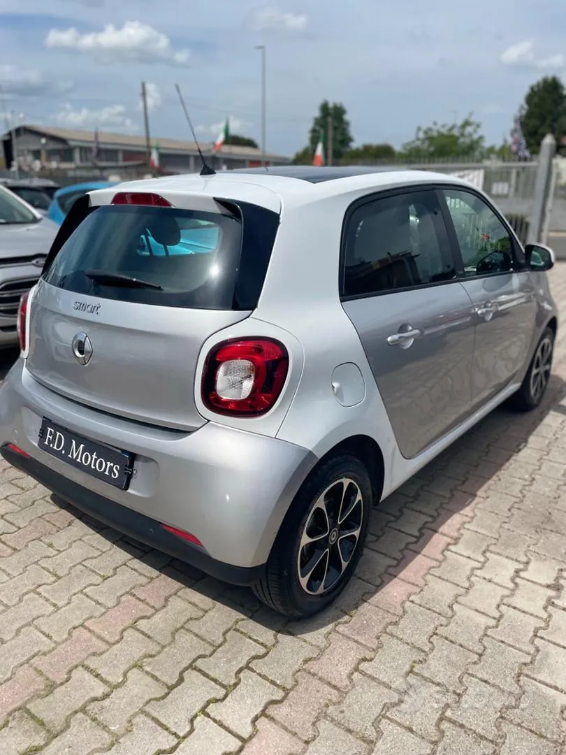 Smart Forfour 2017 photo 4