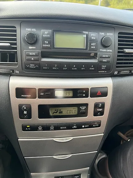 Toyota Corolla 2004 photo 4