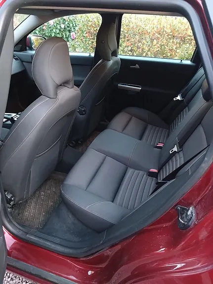 Volvo V50 2011 photo 4