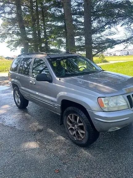 Jeep Grand Cherokee 2000 photo 3