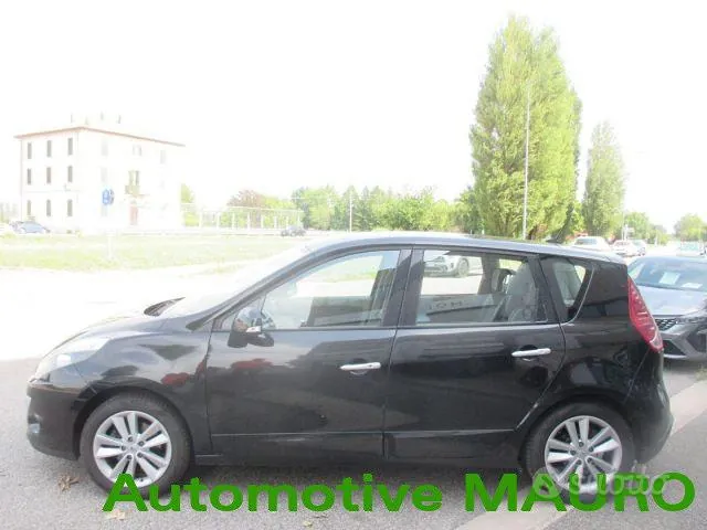 Renault Scenic 2010 photo 4