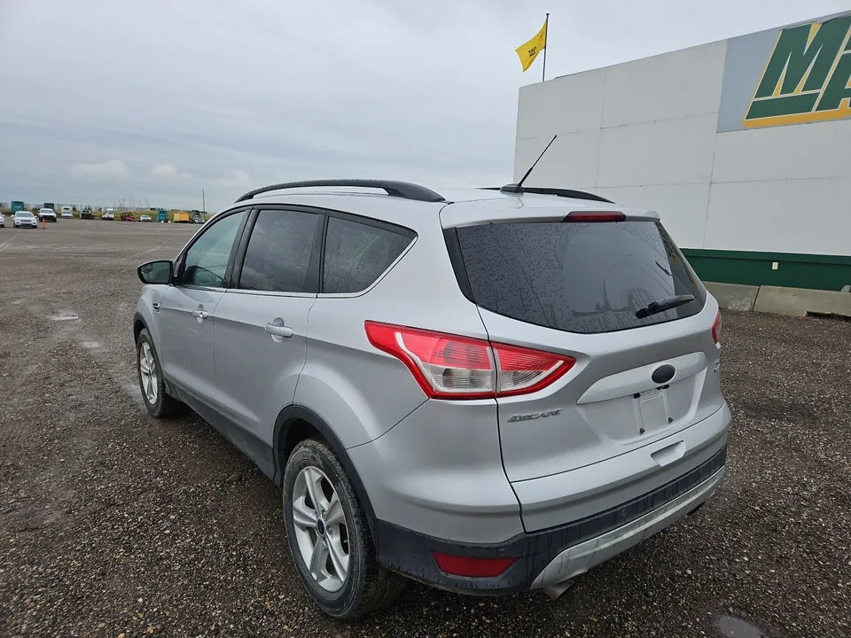Ford Escape 2015 photo 3