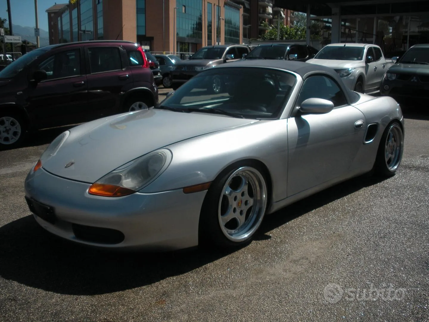 Porsche Boxster 2001 photo 2