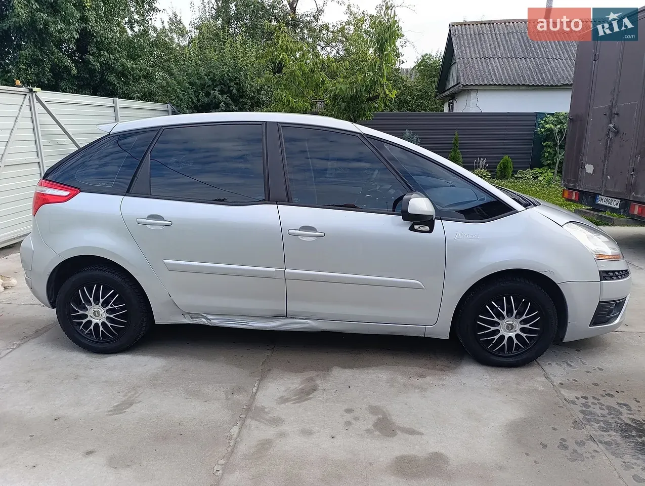 Citroen C4 Picasso 2010 photo 3