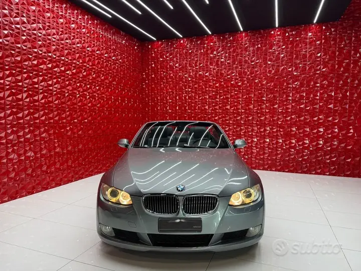 BMW 330D 2008 photo 2