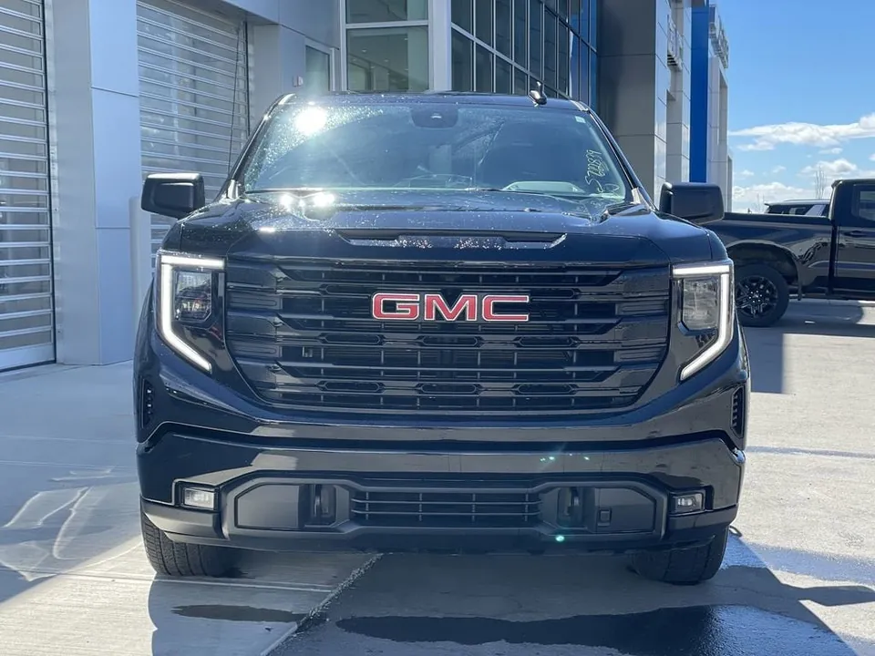 GMC Sierra 1500 2024 photo 2