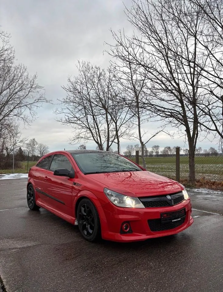 Opel Astra Gtc