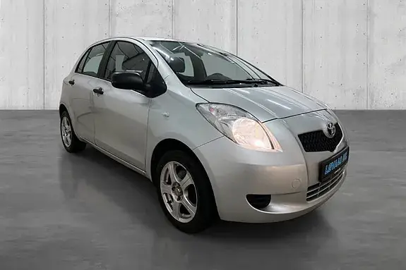 Toyota Yaris 2007 photo 3
