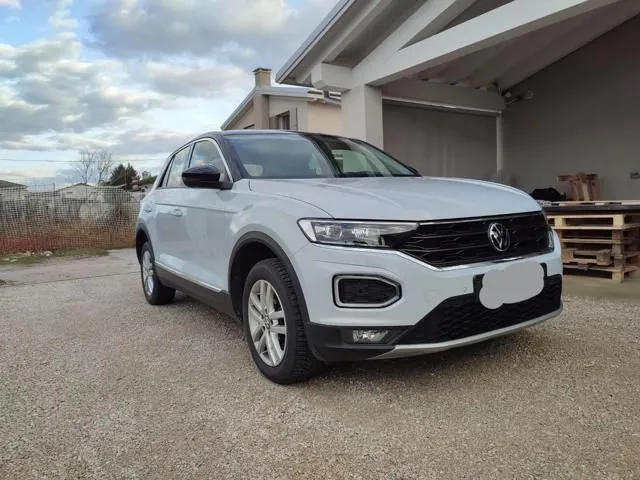 Volkswagen T-Roc 2020 photo 3