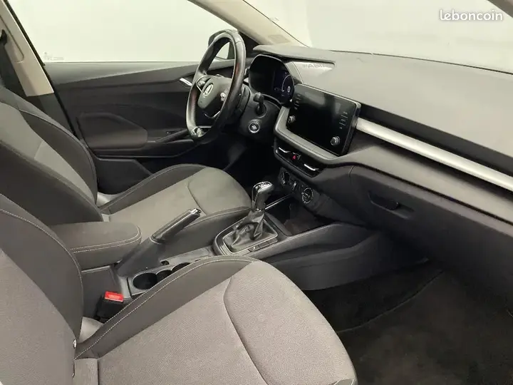 Skoda Fabia 2022 photo 4