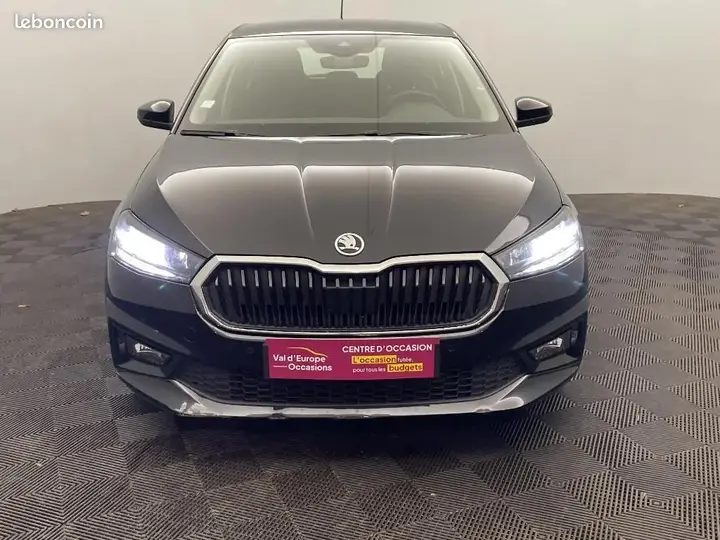 Skoda Fabia 2022 photo 2