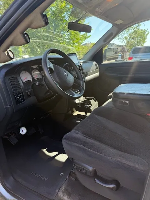 Dodge Ram 2500 2004 photo 4