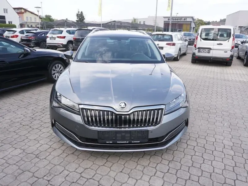 Skoda Superb 2024 photo 2