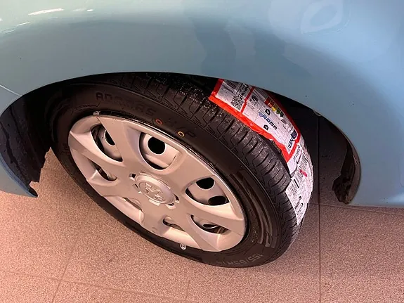Peugeot 107 2011 photo 2