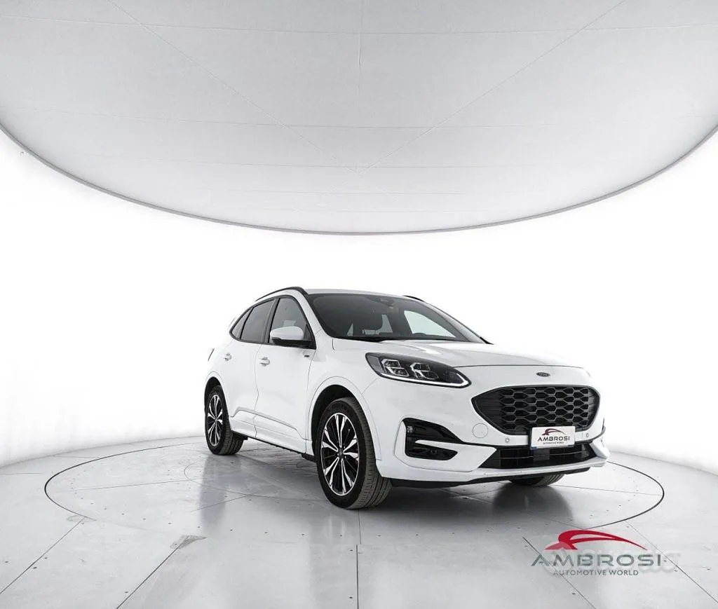 Ford Kuga 2022 photo 2