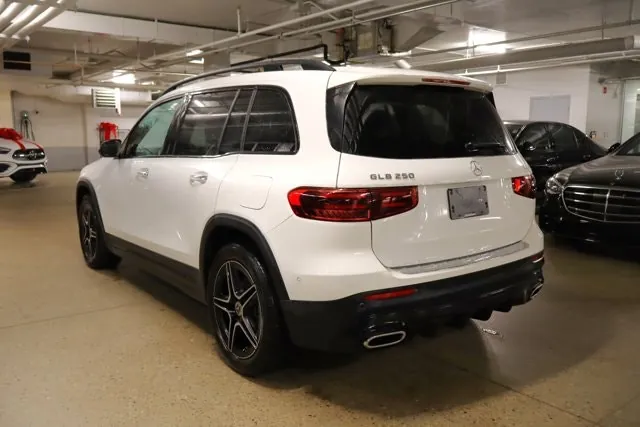Mercedes-Benz Glb 2026 photo 5