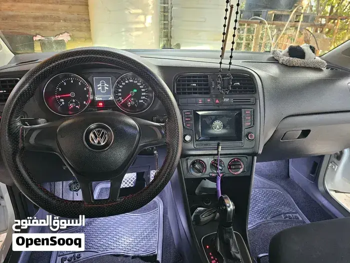 Volkswagen Polo 2014 photo 3