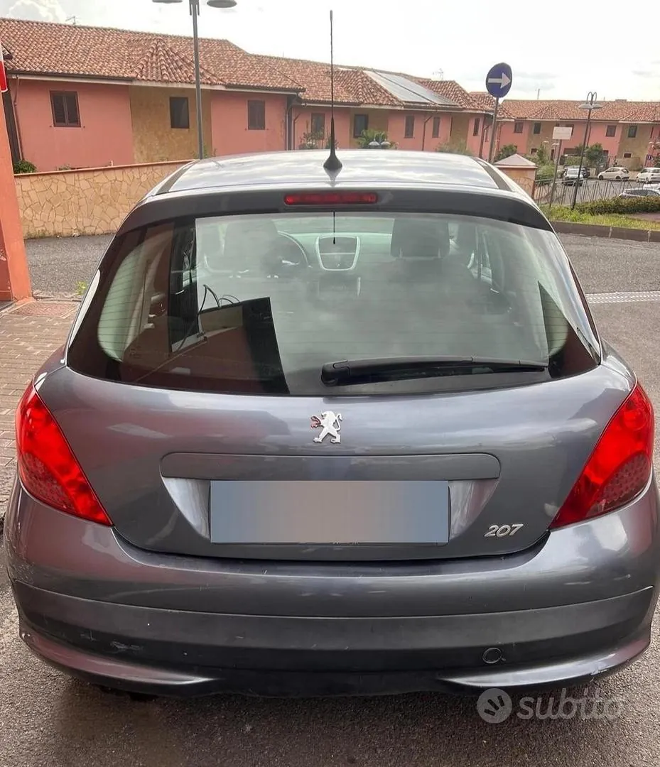 Peugeot 207 2007 photo 4
