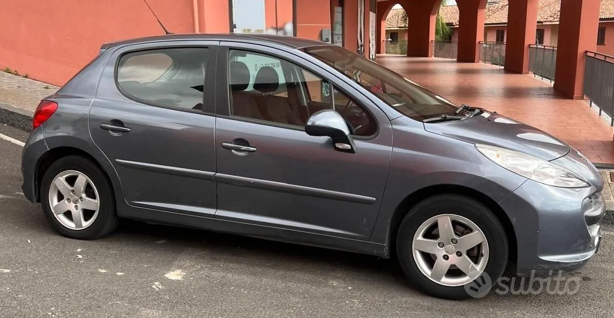 Peugeot 207