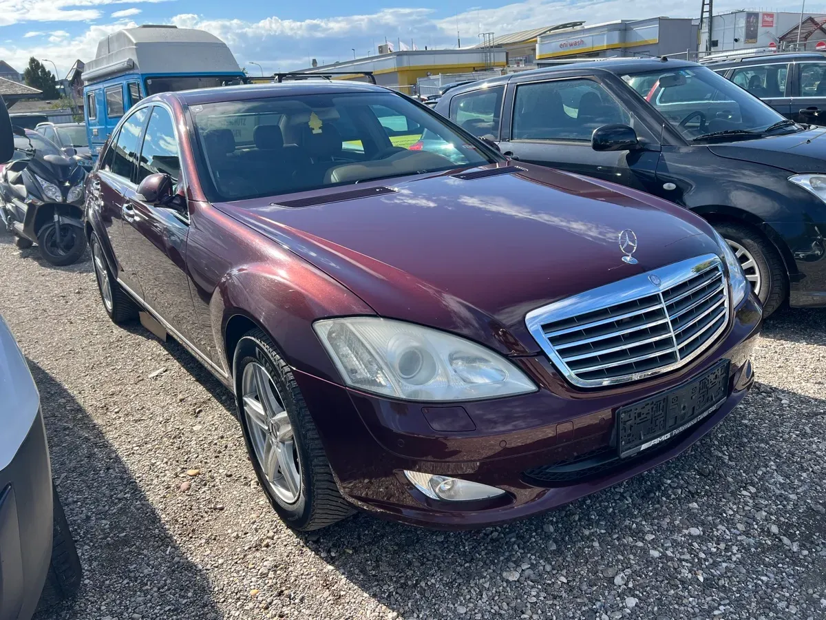 Mercedes-Benz S-Class 2005 photo 2