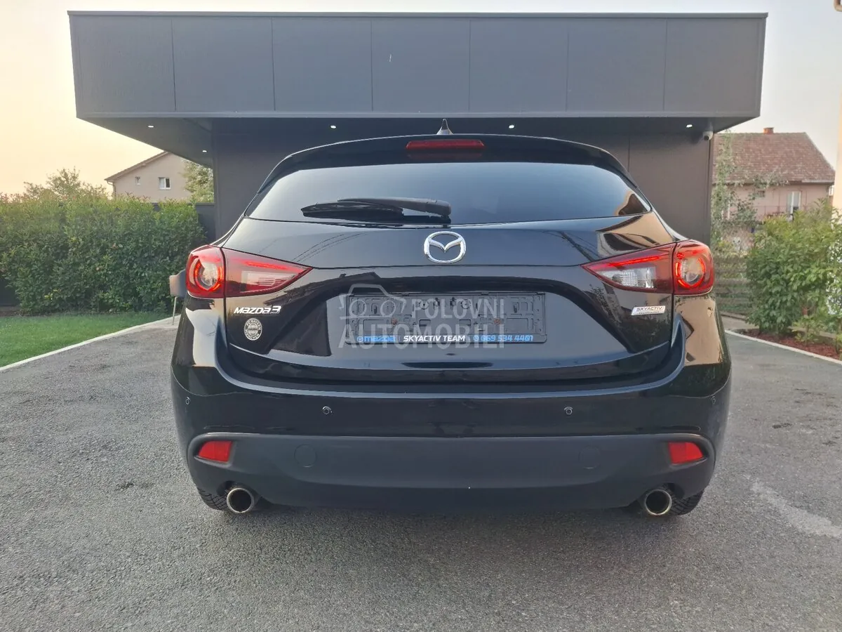 Mazda 3 2015 photo 3