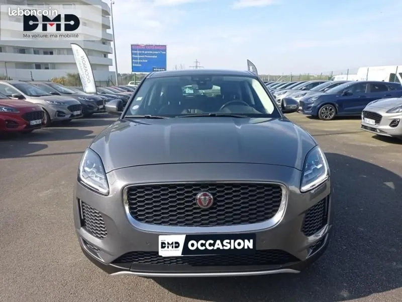 Jaguar E-Pace 2019 photo 4
