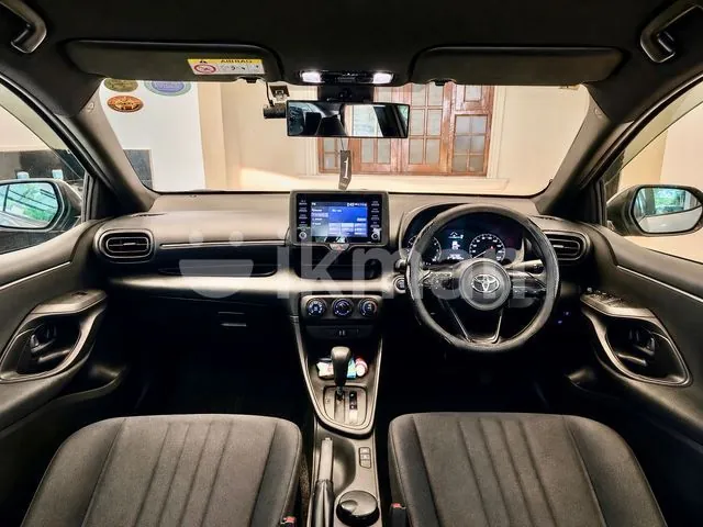Toyota Yaris 2023 photo 3