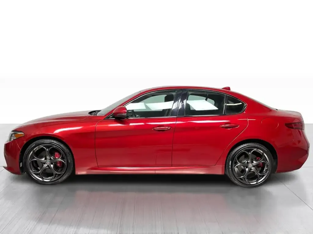 Alfa Romeo Giulia 2018 photo 5