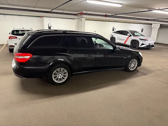 Mercedes-Benz E200 D 2009 photo 2