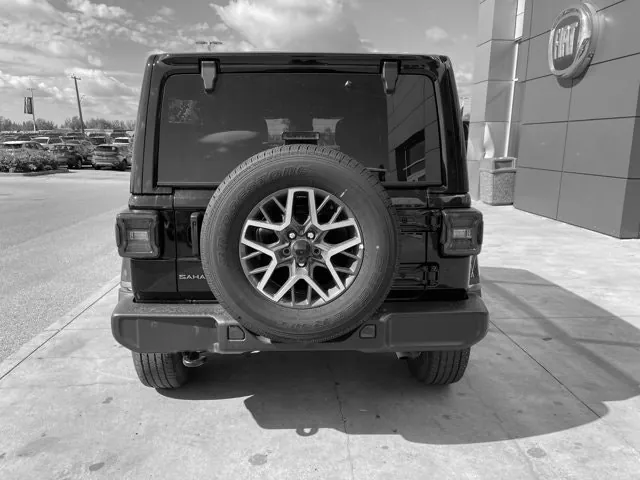 Jeep Wrangler 2025 photo 5
