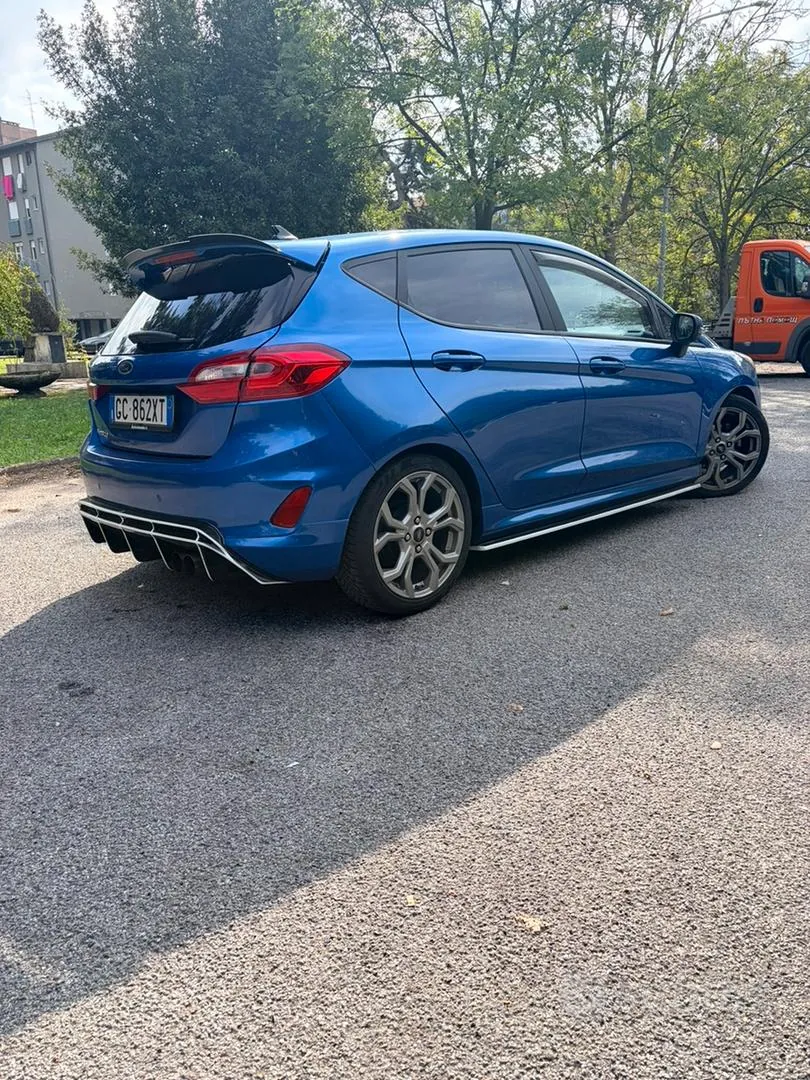 Ford Fiesta 2021 photo 2