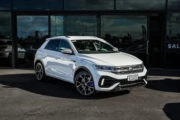 Volkswagen T-Roc 2023 photo 2