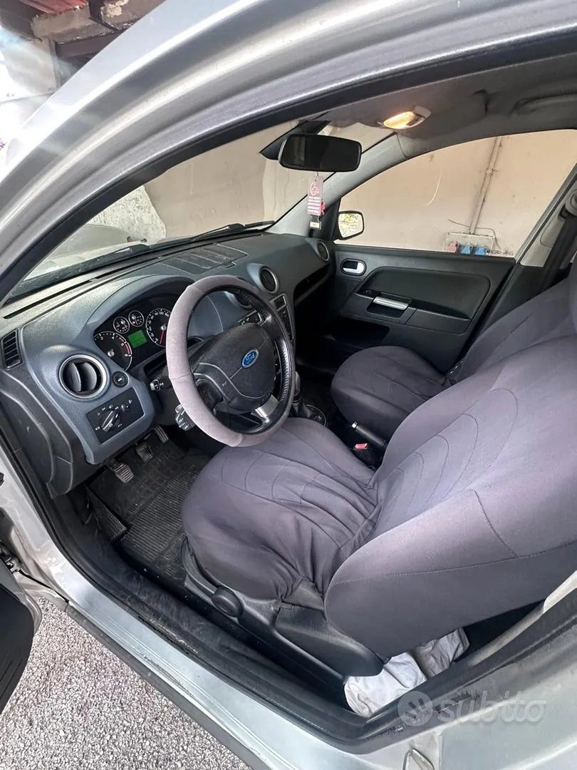 Ford Fusion 2008 photo 5