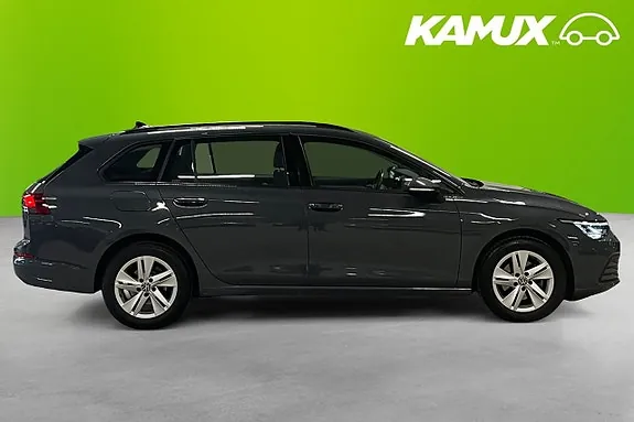 Volkswagen Golf I 2023 photo 2