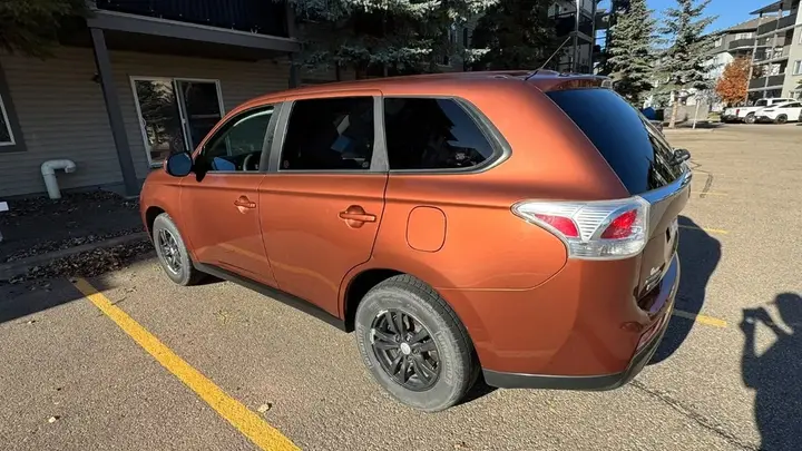 Mitsubishi Outlander 2014 photo 5