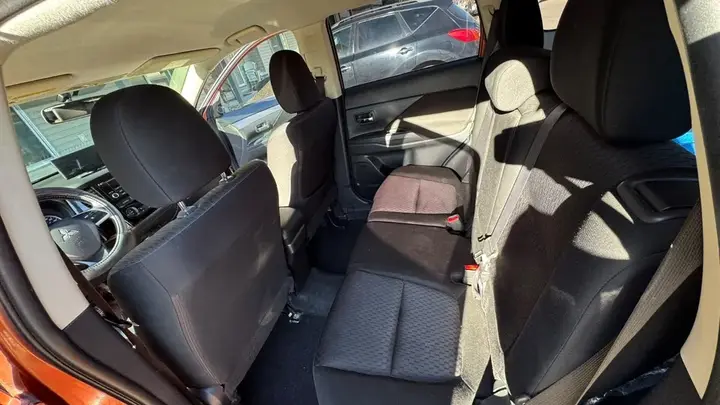 Mitsubishi Outlander 2014 photo 3