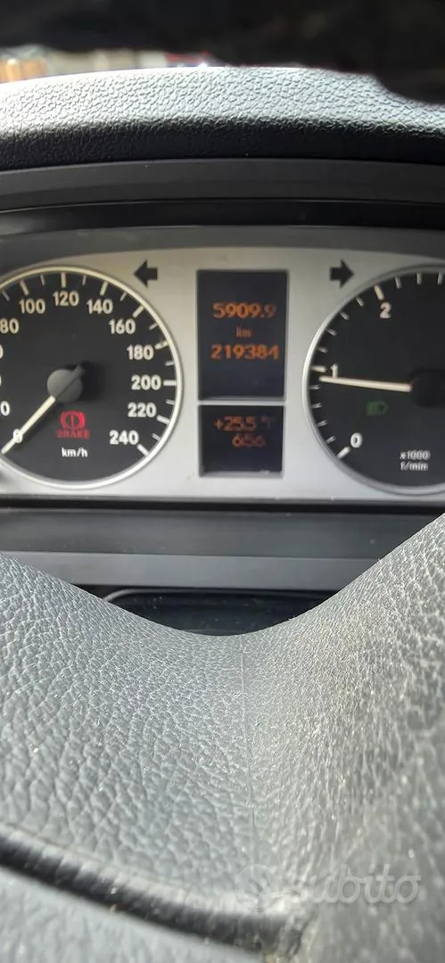 Mercedes-Benz C-Class 2010 photo 5