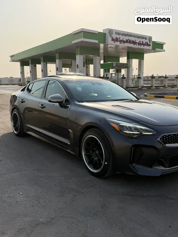 Kia Stinger 2022 photo 2
