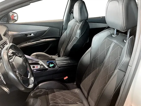 Peugeot 5008 2018 photo 4
