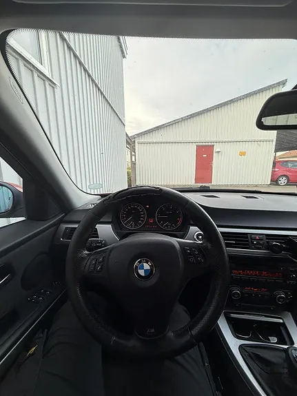 BMW 320D 2007 photo 3