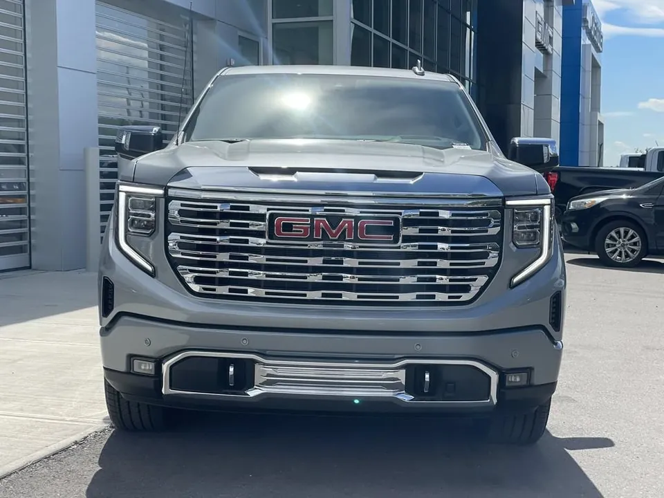 GMC Sierra 1500 2026 photo 2