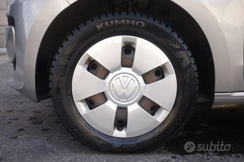 Volkswagen Up 2015 photo 5