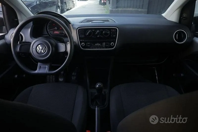 Volkswagen Up 2015 photo 2
