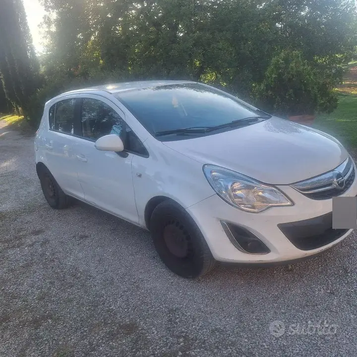 Opel Corsa 2012 photo 4