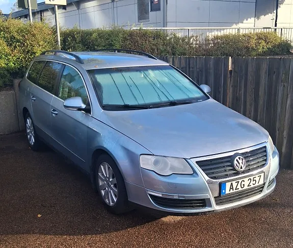 Volkswagen Passat 2006 photo 2