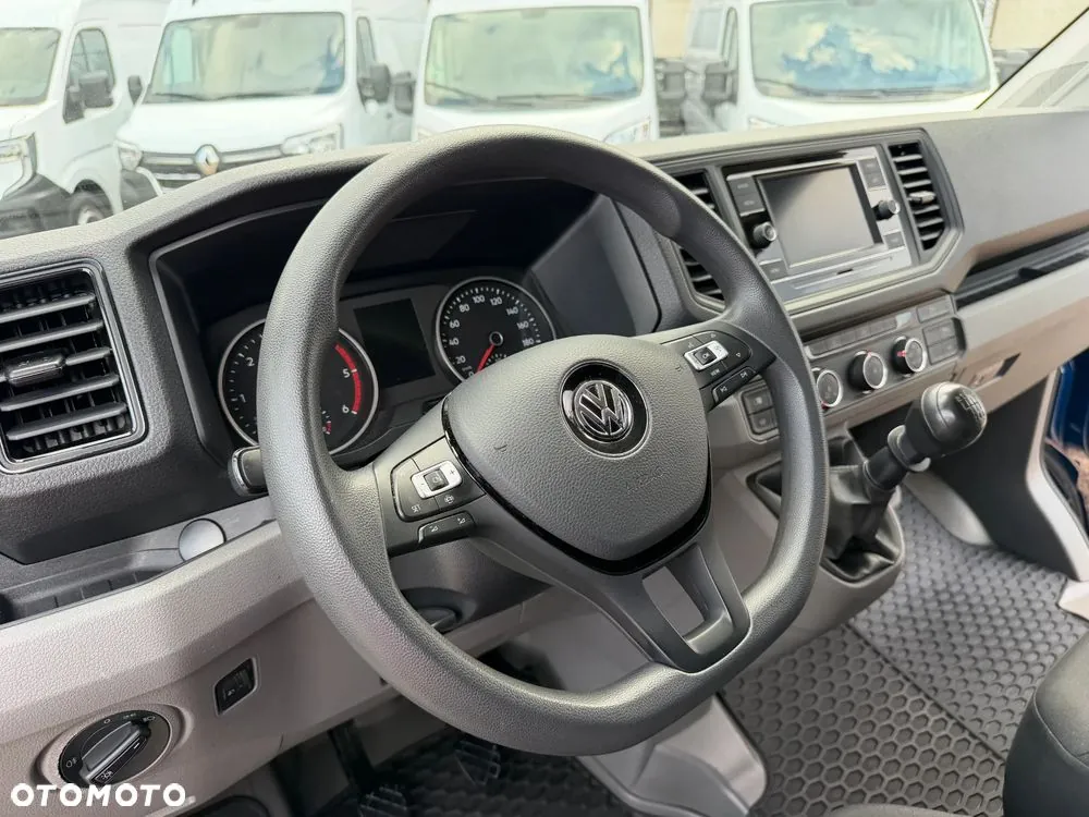 Volkswagen Crafter 2021 photo 2