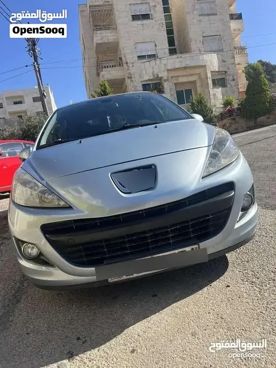 Peugeot 207 2012 photo 5