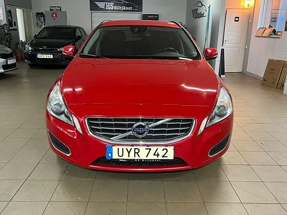 Volvo V60 2011 photo 2